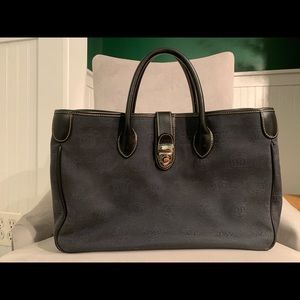 Dooney & Bourke black double handle tote